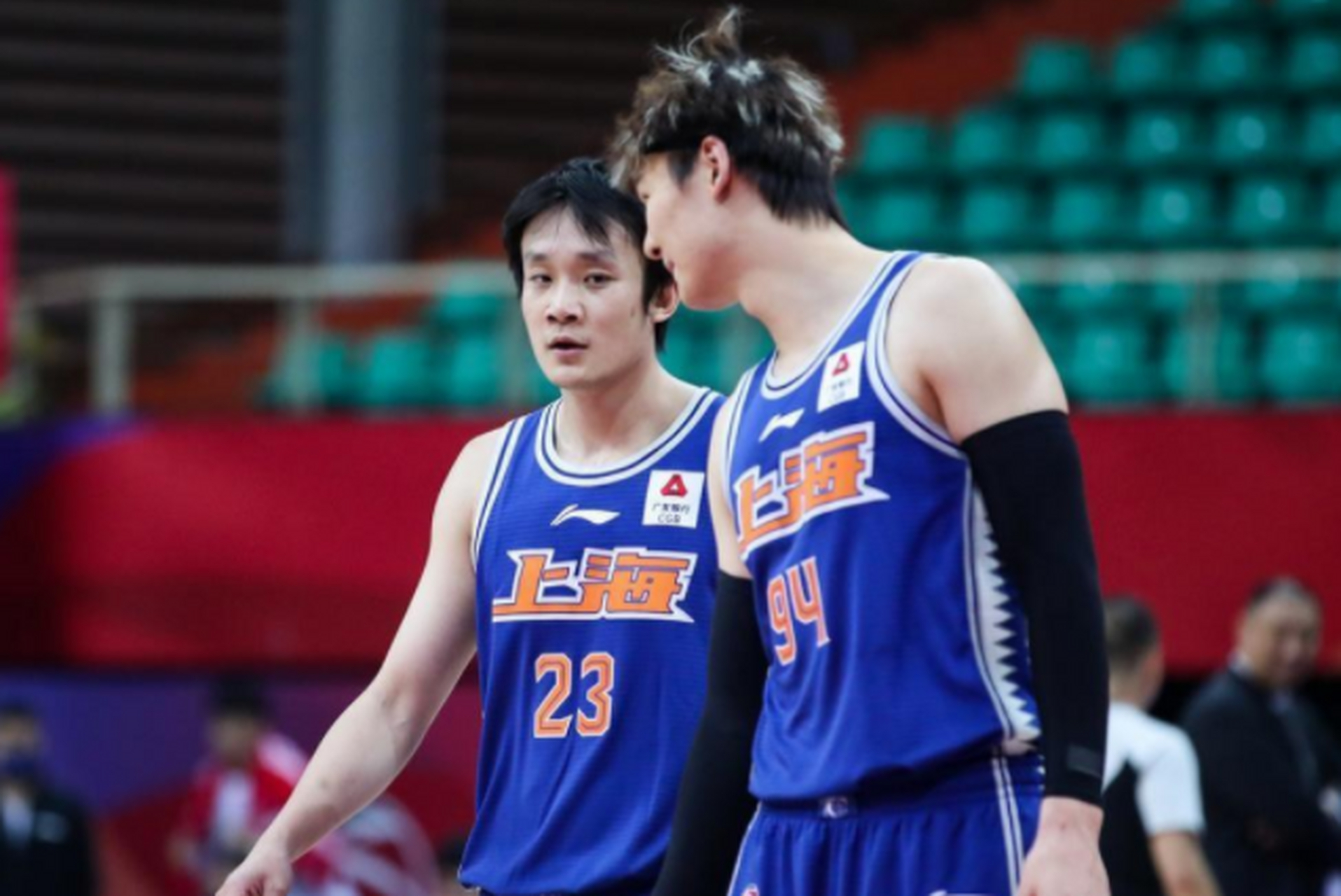 上海队大胜，球员状态回暖，备战下一场比赛的简单介绍